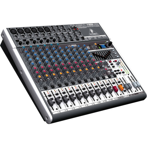 Behringer X1832USB Mezcladora premium de 18 entradas y 3/2 bus